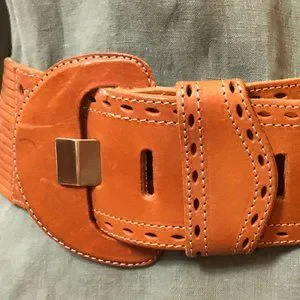 LINEAPELLE  amber brown leather belt size medium LINEAPELLE | Accessories | Lineapelle Amber Brown Leather  main image 2